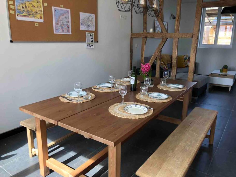 Maison Sur La Place Du Village D'Ourville En Caux מראה חיצוני תמונה
