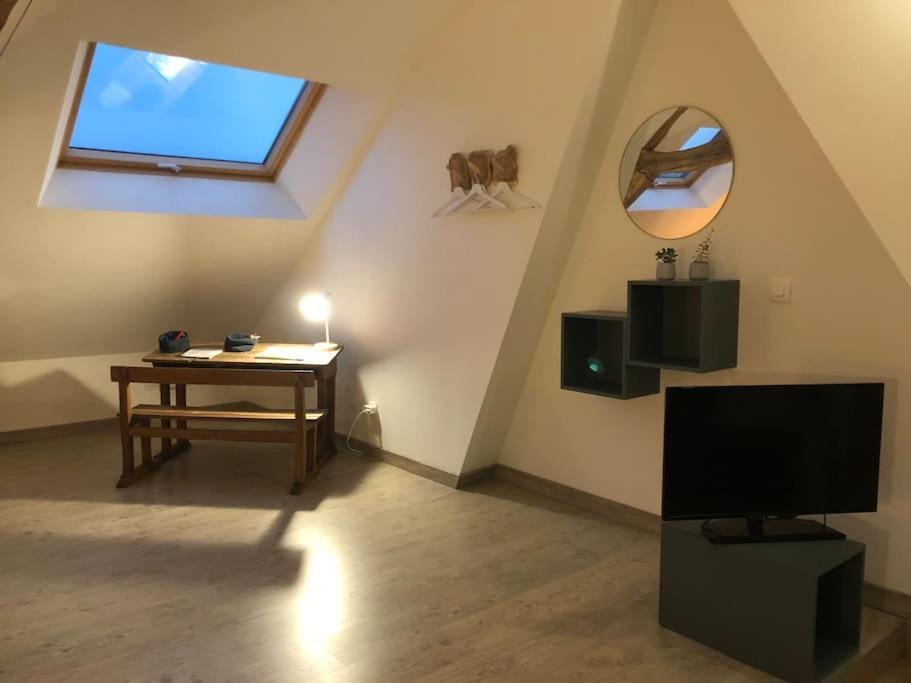 Maison Sur La Place Du Village D'Ourville En Caux מראה חיצוני תמונה