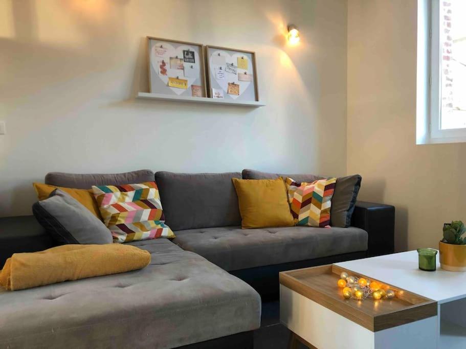 Maison Sur La Place Du Village D'Ourville En Caux מראה חיצוני תמונה