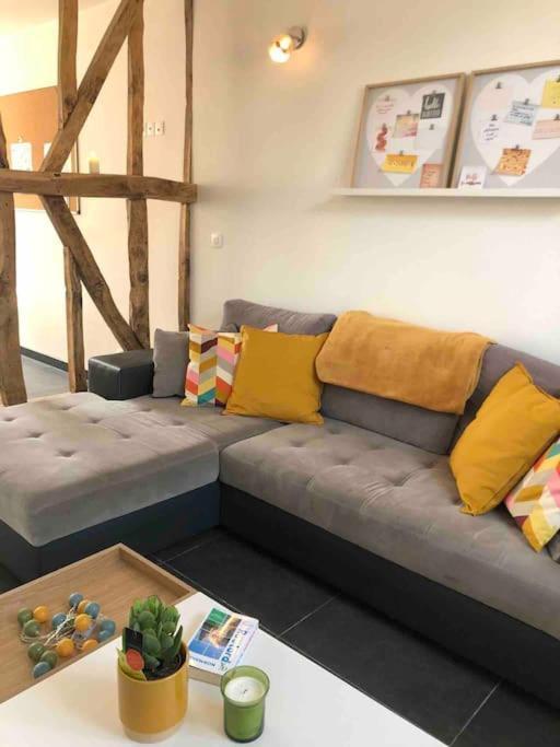 Maison Sur La Place Du Village D'Ourville En Caux מראה חיצוני תמונה