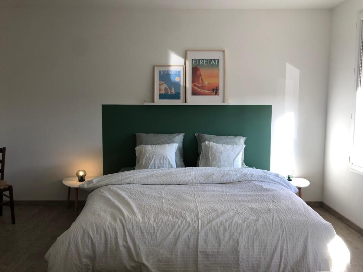 Maison Sur La Place Du Village D'Ourville En Caux מראה חיצוני תמונה